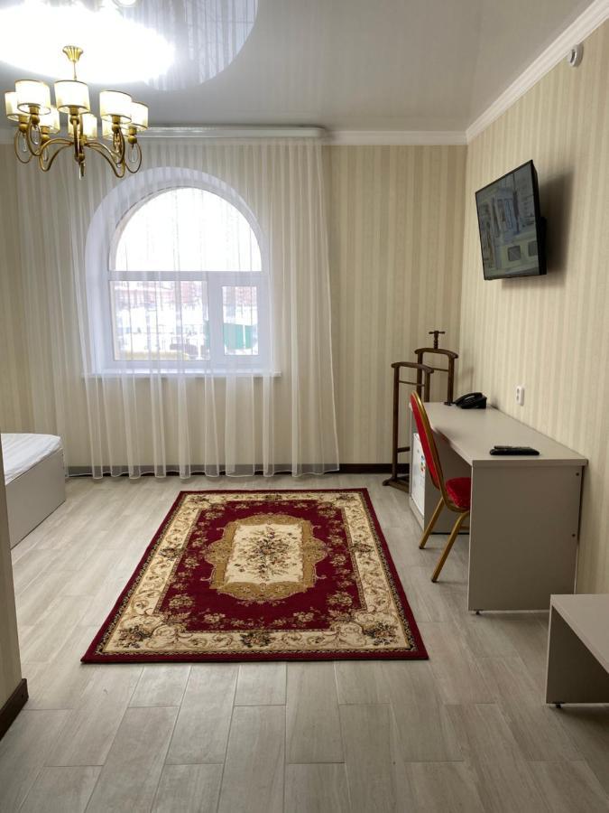 Hotel Astam Костанай Екстериор снимка