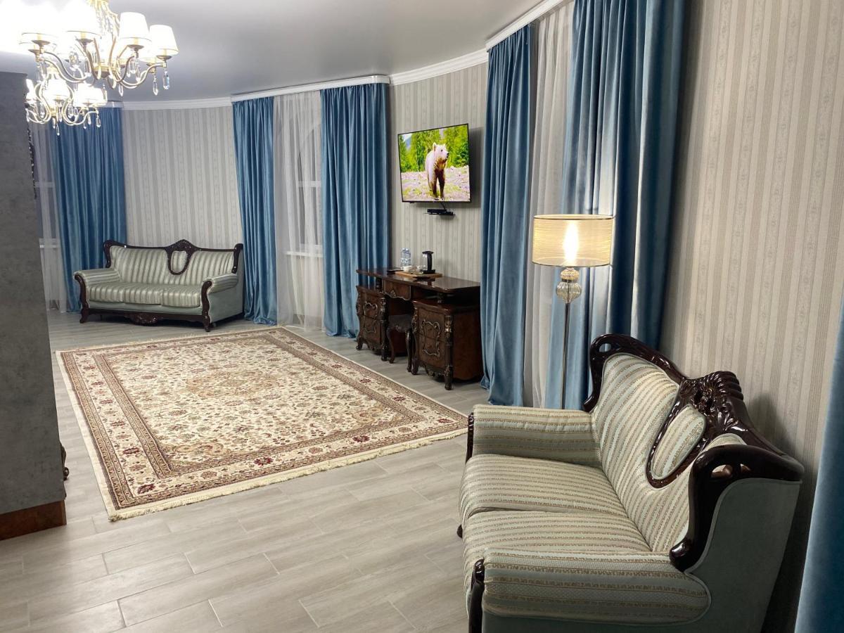 Hotel Astam Костанай Екстериор снимка